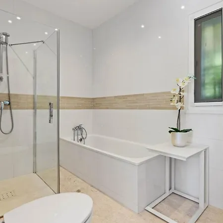 Roco Private Pool And Sea View Villa