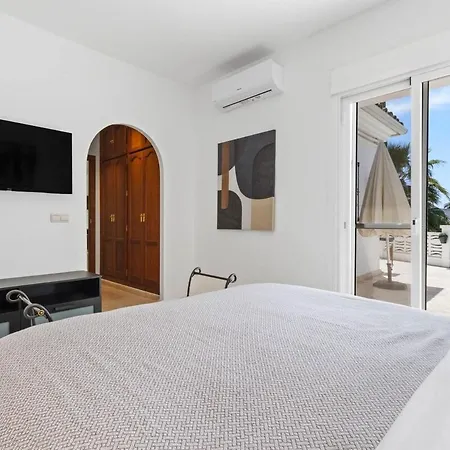 Roco Private Pool And Sea View Marbella