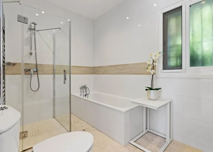 Roco Private Pool And Sea View Villa